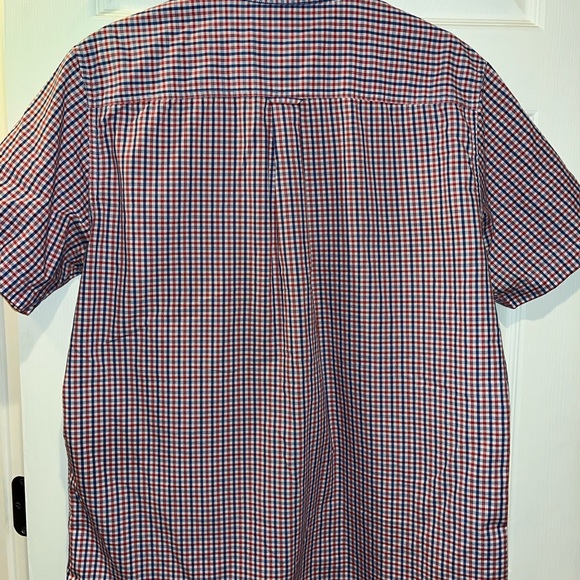 Chaps Men’s Button Down Short - Picture 3 of 4